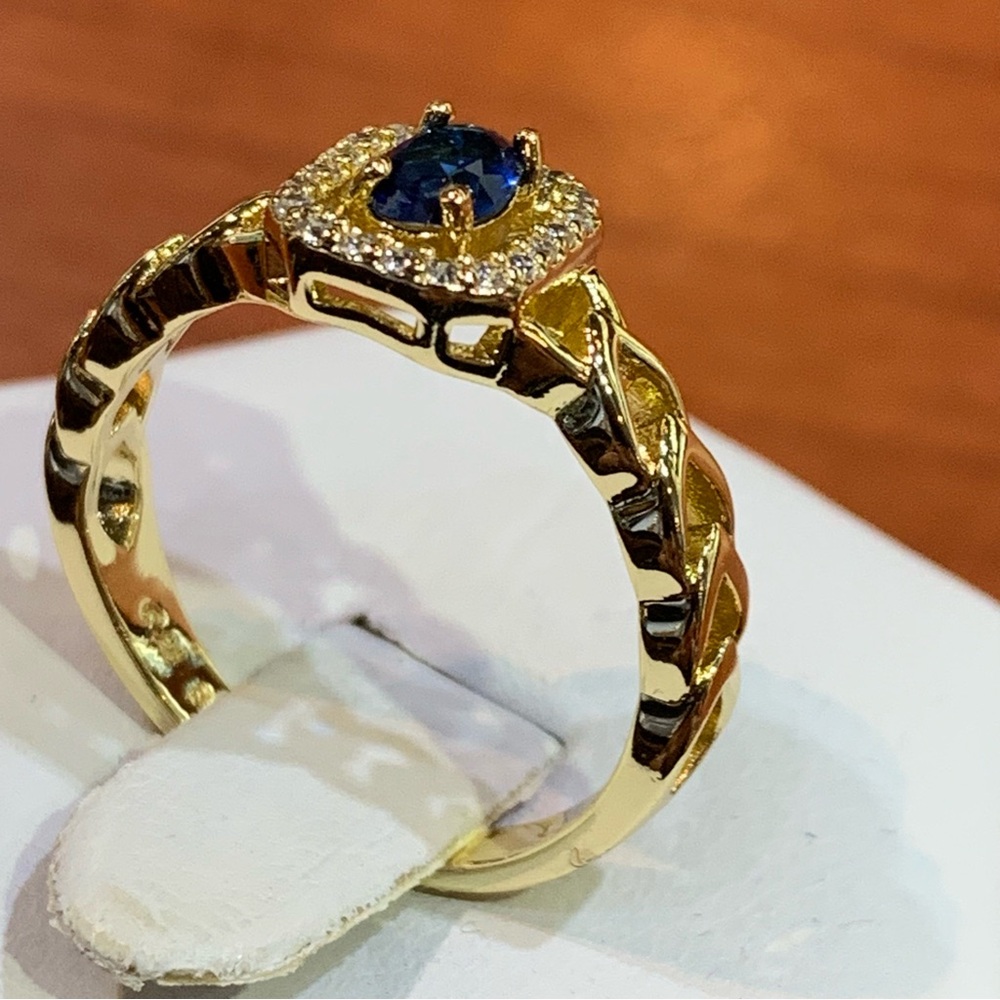 18k yellow gold-plated on base metal size 8. - Picture 5 of 7